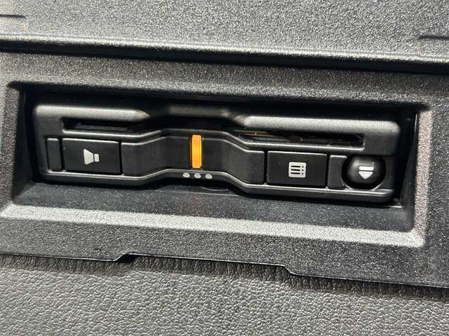 マツダ ロードスター RS 愛知県 2020(令2)年 1.8万km ジェットブラックマイカ 純正SDナビ/AM/FM/CD/DVD/Bluetooth/フルセグTV/BOSEサウンド/クルーズコントロール/衝突被害軽減ブレーキ/レーンキープアシスト/横滑り防止装置/ブラインドスポットモニター/クリアランスソナー/シートヒーター/オートライト/LEDヘッドライト/スマートキー/プッシュスタート/電動格納ミラー/純正16インチAW/純正フロアマット/保証書/取扱説明書