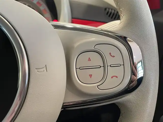 フィアット ５００ 1．2 ポップ 愛知県 2018(平30)年 2.2万km 赤 純正ディスプレイオーディオ　/Ｂｌｕｅｔｏｏｔｈ　/ＦＭ／ＡＭ　/ＵＳＢ　/ＥＴＣ　/ステアリングリモコン　/ドライブレコーダー