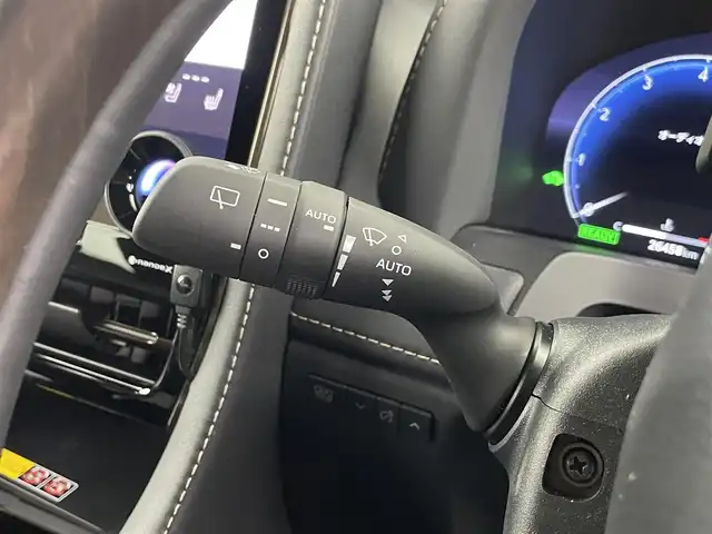 トヨタ アルファードハイブリット Z 埼玉県 2024(令6)年 2.7万km プラチナホワイトパールマイカ トヨタチームメイト/トヨタセーフティセンス/ツインルーフ/純正13.2型有機EL後席ディスプレイV13T-R72F/スペアタイヤ/純正ナビ/（フルセグTV/Bluetooth/ミラキャスト/HDMI/AM/FM）/TVキャンセラー/全方位カメラ/前後ドライブレコーダーTZ-DR210/レザーシート/シートヒーター 、エアシート/パワーシート、シートメモリ/レーダークルーズコントロール/パドルシフト/ヘッドアップディスプレイ