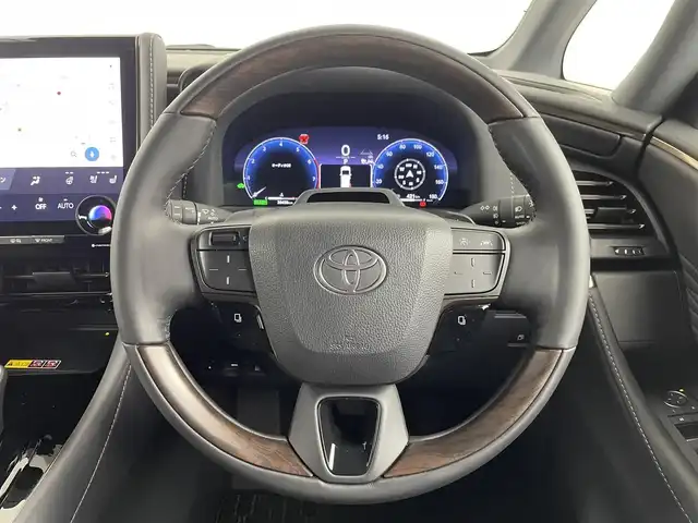 トヨタ アルファードハイブリット Z 埼玉県 2024(令6)年 2.7万km プラチナホワイトパールマイカ トヨタチームメイト/トヨタセーフティセンス/ツインルーフ/純正13.2型有機EL後席ディスプレイV13T-R72F/スペアタイヤ/純正ナビ/（フルセグTV/Bluetooth/ミラキャスト/HDMI/AM/FM）/TVキャンセラー/全方位カメラ/前後ドライブレコーダーTZ-DR210/レザーシート/シートヒーター 、エアシート/パワーシート、シートメモリ/レーダークルーズコントロール/パドルシフト/ヘッドアップディスプレイ