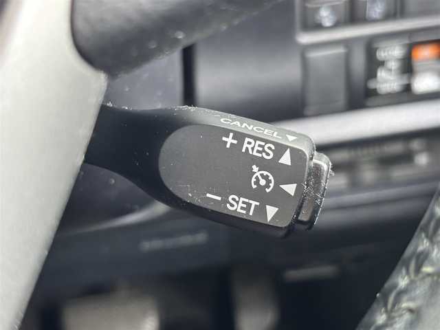 トヨタ ノア ハイブリッド Si ダブルバイビーⅢ 宮城県 2021(令3)年 7.6万km ホワイトパールクリスタルシャイン 登録時走行距離75115km/純正SDナビ/フルセグTV/CD/DVD/Bluetooth/バックカメラ/クルーズコントロール/ドライブレコーダー/衝突軽減ブレーキ/両側パワースライド/スマートキー/プッシュスタート/オートライト/シートヒーター/電動格納ミラー/LEDフォグランプ/ETC