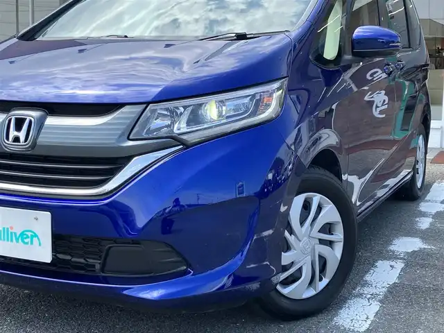ホンダ フリード G ホンダセンシング 三重県 2017(平29)年 4.3万km コバルトブルーパール ホンダセンシング/　・衝突軽減ブレーキ/　・路外逸脱抑制機能/　・アダプティブクルーズコントロール(ACC)/♪クラリオンナビ/　・Bluetooth・フルセグ・USB/　・DVD/CD再生・録音機能/♪両側パワースライドドア/♪スマートキー/♪プッシュスタート/♪LEDヘッドライト/♪オートライト/♪ビルトインETC/♪電動格納ミラー/♪ウィンカーミラー/♪ステアリングスイッチ/♪アイドリングストップ/♪ECON/♪フロアマット/♪後席サンシェード/♪プライバシーガラス/♪横滑り防止機能