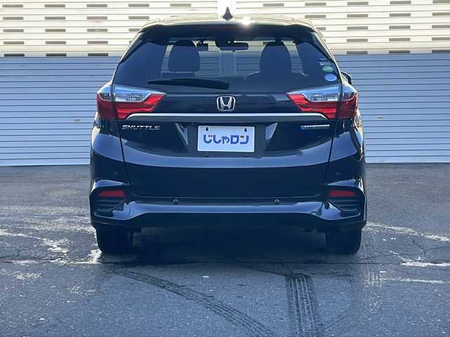 ホンダ シャトル ハイブリッド X 道央・札幌 2016(平28)年 8.2万km ミッドナイトブルービームM (株)IDOMが運営する【じしゃロン札幌店】の自社ローン専用車両になります。こちらは現金またはオートローンご利用価格です。自社ローンご希望の方は別途その旨お申し付けください。/・純正メモリーナビ/・Bluetooth/・ワンセグTV/・ビルトインETC/・バックカメラ/・社外前後ドライブレコーダー/・LEDヘッドライト/・フルフラットシート/・サイドエアバック/・4WD/・ハイブリッド