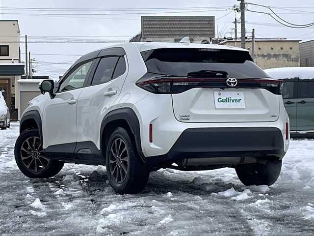 トヨタ ヤリスクロス G 道北・旭川 2021(令3)年 4.9万km ホワイトパールクリスタルシャイン /ワンオーナー//４ＷＤ//禁煙車//寒冷地仕様//純正ディスプレイオーディオ//フルセグ・ＢＴ・ＵＳＢ//バックカメラ//トヨタセーフティセンス//レーダークルーズコントロール//オートハイビーム//先行車発進お知らせ//レーントレーシングアシスト//プリクラッシュセーフティ//クリアランスソナー//パーキングサポートブレーキ//ロードサインアシスト//オートライト//ブレーキホールド　//ミラーヒーター//フロントワイパーデアイサー//社外前後ドライブレコーダー//社外１６インチアルミ冬タイヤ//純正１６インチアルミ夏タイヤ積込//保証書・取説//スペアキー×１
