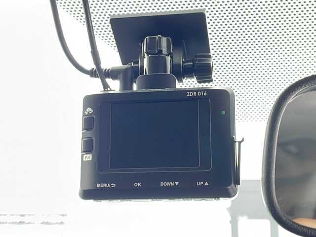 トヨタ ヤリスクロス G 道北・旭川 2021(令3)年 4.9万km ホワイトパールクリスタルシャイン /ワンオーナー//４ＷＤ//禁煙車//寒冷地仕様//純正ディスプレイオーディオ//フルセグ・ＢＴ・ＵＳＢ//バックカメラ//トヨタセーフティセンス//レーダークルーズコントロール//オートハイビーム//先行車発進お知らせ//レーントレーシングアシスト//プリクラッシュセーフティ//クリアランスソナー//パーキングサポートブレーキ//ロードサインアシスト//オートライト//ブレーキホールド　//ミラーヒーター//フロントワイパーデアイサー//社外前後ドライブレコーダー//社外１６インチアルミ冬タイヤ//純正１６インチアルミ夏タイヤ積込//保証書・取説//スペアキー×１