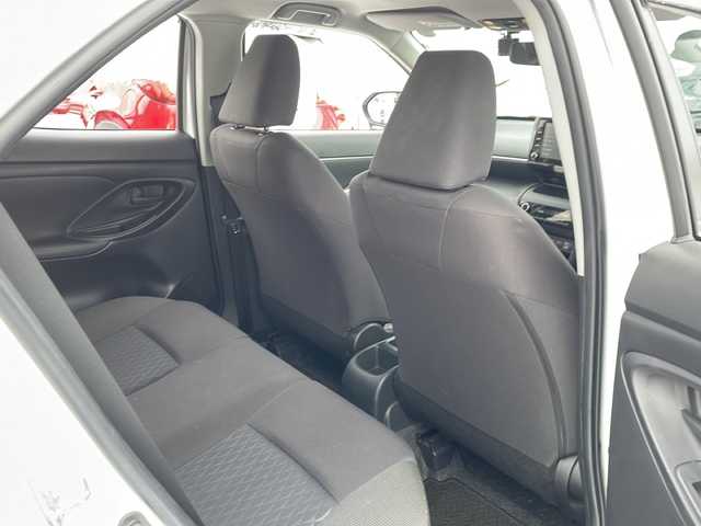 トヨタ ヤリスクロス G 道北・旭川 2021(令3)年 4.9万km ホワイトパールクリスタルシャイン /ワンオーナー//４ＷＤ//禁煙車//寒冷地仕様//純正ディスプレイオーディオ//フルセグ・ＢＴ・ＵＳＢ//バックカメラ//トヨタセーフティセンス//レーダークルーズコントロール//オートハイビーム//先行車発進お知らせ//レーントレーシングアシスト//プリクラッシュセーフティ//クリアランスソナー//パーキングサポートブレーキ//ロードサインアシスト//オートライト//ブレーキホールド　//ミラーヒーター//フロントワイパーデアイサー//社外前後ドライブレコーダー//社外１６インチアルミ冬タイヤ//純正１６インチアルミ夏タイヤ積込//保証書・取説//スペアキー×１