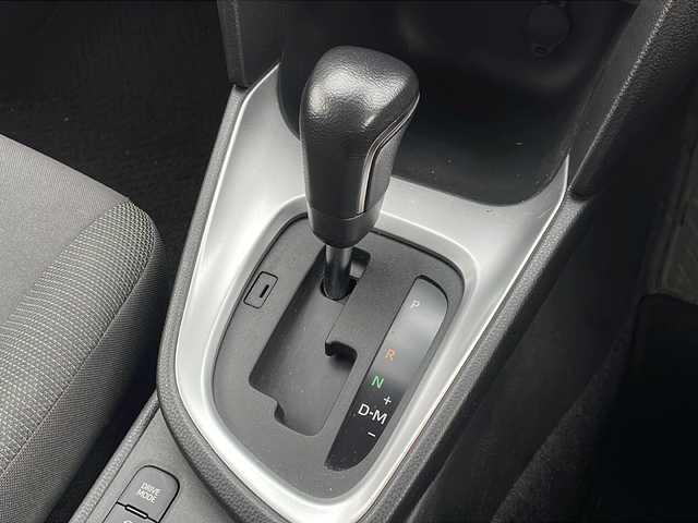 トヨタ ヤリスクロス G 道北・旭川 2021(令3)年 4.9万km ホワイトパールクリスタルシャイン /ワンオーナー//４ＷＤ//禁煙車//寒冷地仕様//純正ディスプレイオーディオ//フルセグ・ＢＴ・ＵＳＢ//バックカメラ//トヨタセーフティセンス//レーダークルーズコントロール//オートハイビーム//先行車発進お知らせ//レーントレーシングアシスト//プリクラッシュセーフティ//クリアランスソナー//パーキングサポートブレーキ//ロードサインアシスト//オートライト//ブレーキホールド　//ミラーヒーター//フロントワイパーデアイサー//社外前後ドライブレコーダー//社外１６インチアルミ冬タイヤ//純正１６インチアルミ夏タイヤ積込//保証書・取説//スペアキー×１