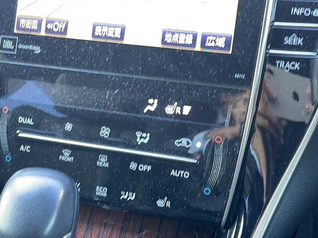 トヨタ ハリアー ハイブリッド プレミアム アドバンスドP 長野県 2015(平27)年 5.3万km ブラキッシュレッドマイカ ・純正8インチメーカーオプションナビゲーション/CD DVD フルセグTV　Bluetooth/・全方位カメラ/・ビルトインETC/・JBLサウンド/・プリクラッシュセーフティ/・レーンキープアシスト/・レーダークルーズコントロール/・オートマチックハイビーム/・パワーバックドア/・純正18インチアルミホイール/・LEDヘッドライト/・オートライト/・フォグライト/・コーナーセンサー/・運転席メモリーシート/・パワーシート(D/N)/・シートヒーター(D/N)/・ウィンカーミラー/・電動格納ミラー/・スマートキー/・エンジンプッシュスタート