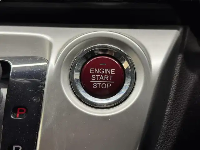 ホンダ Ｎ ＷＧＮ カスタム G ターボパッケージ 三重県 2014(平26)年 1.3万km ポリッシュドメタルメタリック ガソリン・ターボ/FF/MTモード付インパネCVT/純正 7インチナビ VXM-145C/（FM/AM/CD/USB/iPod/SD/VTR/AUX）/バックカメラ/安全/・近距離衝突軽減ブレーキ［CTBA］/・VSA（ABS＋TCS＋横すべり抑制）/・SRS サイド＆カーテンエアバッグ/装備/・ハーフレザーシート/・クルーズコントロール/・パドルシフト/・オートエアコン/・オートライト/・キセノンヘッドライト/・フロントフォグランプ/・ステアリングスイッチ/・電動格納ドアミラー（ウインカー付）/・純正14inAW/・プッシュスタート/・スマートキーx2/・本革巻きステアリング/・リアシートベルトインジケータ付きインナーミラー/など