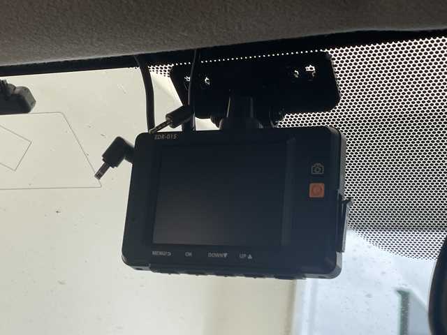 トヨタ アクア S スタイルブラック 沖縄県 2020(令2)年 6.9万km ダークブルーマイカ 純正ナビゲーション（NSZT-W68T）/（フルセグTV　ＣＤ　ＤＶＤ　Bluetooth）/ＥＴＣ/バックカメラ/ＬＥＤヘッドライト/トヨタセーフティセンス/前後ドライブレコーダー/前後コーナーセンサー/プッシュスタート/スマートキー/スペアキー/Ｗエアバック