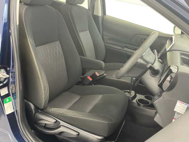 トヨタ アクア S スタイルブラック 沖縄県 2020(令2)年 6.9万km ダークブルーマイカ 純正ナビゲーション（NSZT-W68T）/（フルセグTV　ＣＤ　ＤＶＤ　Bluetooth）/ＥＴＣ/バックカメラ/ＬＥＤヘッドライト/トヨタセーフティセンス/前後ドライブレコーダー/前後コーナーセンサー/プッシュスタート/スマートキー/スペアキー/Ｗエアバック