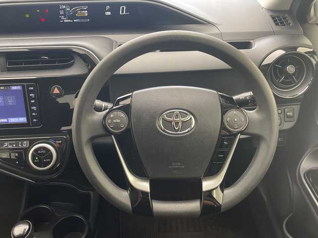 トヨタ アクア S スタイルブラック 沖縄県 2020(令2)年 6.9万km ダークブルーマイカ 純正ナビゲーション（NSZT-W68T）/（フルセグTV　ＣＤ　ＤＶＤ　Bluetooth）/ＥＴＣ/バックカメラ/ＬＥＤヘッドライト/トヨタセーフティセンス/前後ドライブレコーダー/前後コーナーセンサー/プッシュスタート/スマートキー/スペアキー/Ｗエアバック