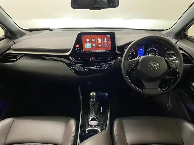 トヨタ Ｃ－ＨＲ G 長崎県 2018(平30)年 3.8万km ブラックマイカ 社外9インチナビ　（NXV987D）/　フルセグTV　CD/DVD/SD/Bluetooth/プッシュスタート/ステアリングスイッチ/レーダークルーズコントロール/バックカメラ/ETC/ドライブレコーダー/ランバーサポート/シートヒーター/オートマチックハイビーム/ビークルスタビリティコントロール/レーンディパーチャーアラート/純正フロアマット/純正18インチAW/モデリスタエアロパーツ