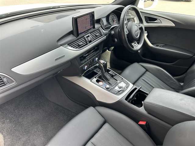 アウディ Ａ６ 2．0 TFSI クワトロ 道東・釧路十勝 2018(平30)年 4.5万km グレイシアホワイトメタリック ワンオーナー車/パークアシストパッケージ/　・パークアシスト/　・サラウンドビューカメラ/アシスタンスパッケージ/　・アクティブレーンアシスト/　・サイドアシスト/　・アダプティブクルーズコントロール/純正メモリナビ/TV/CD/DVD/BT/USB/SD/マトリクスLEDヘッドライト/オートライト/リアフォグライト/BOSEサウンドシステム/黒革/シートヒーター/メモリ付きパワーシート/純正ドライブレコーダー(前)/純正19インチAW/純正フロアマット/パドルシフト/ETC