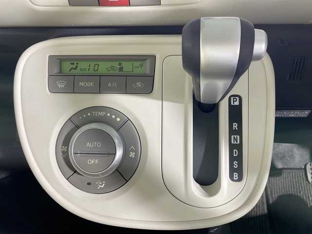 ダイハツ ミラ ココア プラスG 沖縄県 2013(平25)年 7.2万km ミストブルーマイカメタリック 禁煙車/県外仕入れ/純正ディーラーナビ/【CD/DVD/ワンセグTV】/バックカメラ/スマートキー/シートカバー/ドアバイザー/ルーフレール/フォグランプ