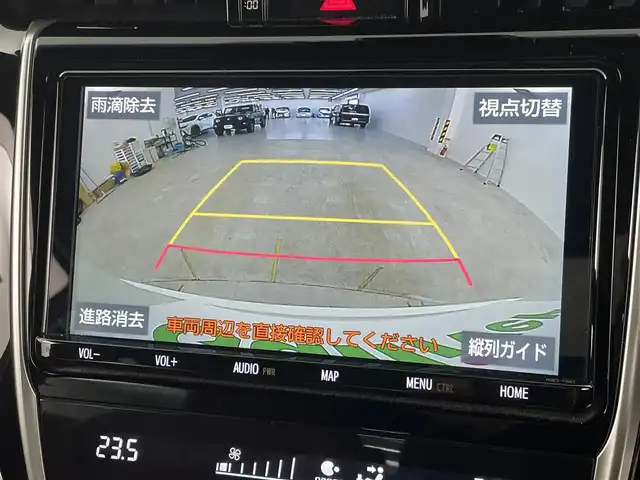 トヨタ ハリアー プレミアム 埼玉県 2020(令2)年 3.4万km ホワイトパールクリスタルシャイン 純正9型ナビ　バックカメラ　ハーフレザー　追従走行　ＭＴモード付　フルセグＴＶ　ＥＴＣ　純正フロアマット　パワーシート　衝突被害軽減　電動リアゲート　スマートキー　アイドリングストップ　