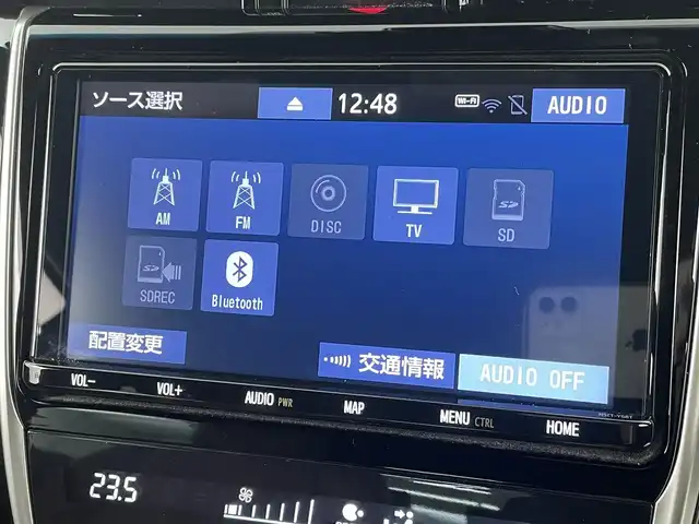 トヨタ ハリアー プレミアム 埼玉県 2020(令2)年 3.4万km ホワイトパールクリスタルシャイン 純正9型ナビ　バックカメラ　ハーフレザー　追従走行　ＭＴモード付　フルセグＴＶ　ＥＴＣ　純正フロアマット　パワーシート　衝突被害軽減　電動リアゲート　スマートキー　アイドリングストップ　