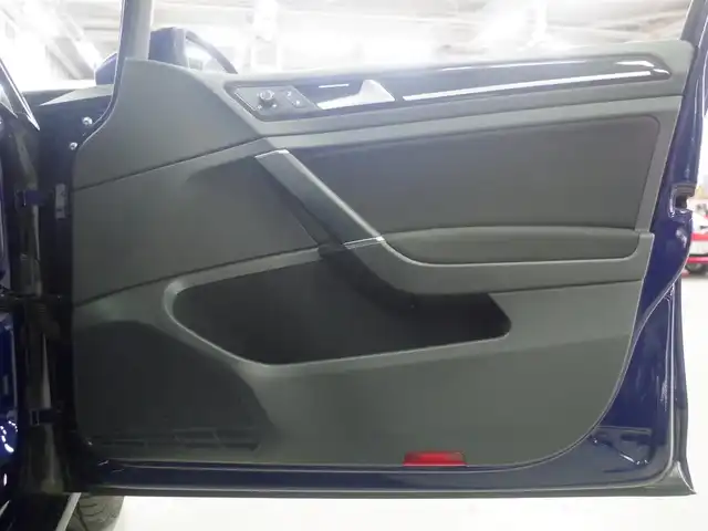 フォルクスワーゲン ゴルフ ヴァリアント TSIハイライン 兵庫県 2018(平30)年 4.4万km アトランティックブルーメタリック テクノロジーパッケージ/デジタルメーラークラスター/ダイナミックコーナリングライト/純正ナビ/バックカメラ/フルセグTV/ETC/ACC/LKA/BLIS/LEDヘッドライト/パドルシフト/ルーフレール/純正17インチAW/スマートキー