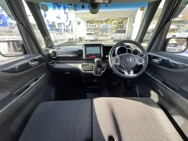 ホンダ Ｎ ＢＯＸ カスタム G ターボSSパッケージ 兵庫県 2014(平26)年 8.7万km スマートブラック (株)IDOMが運営する【じしゃロン神戸名谷店】の自社ローン専用車両になりますこちらは現金またはオートローンご利用時の価格です。自社ローンご希望の方は別途その旨お申付け下さい。/純正ナビ(フルセグTV/CD，DVD/BT)/バックカメラ/両側パワースライドドア/純正アルミホイール/ビルトインETC/オートライト/ターボ/スペアキー