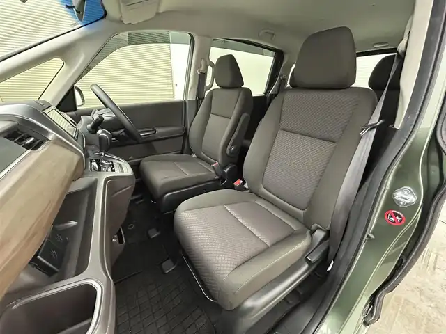 ホンダ フリード G ホンダセンシング 岡山県 2020(令2)年 5.7万km シルバーミストグリーンM 純正ナビ　/（CD/DVD/Ｂｌｕｅｔｏｏｔｈ/フルセグＴＶ)/衝突軽減ブレーキ　/両側電動スライド　/レーダークルーズコントロール　/ビルトインＥＴＣ　/LEDヘッドライト/バックカメラ　/ドライブレコーダー/プッシュスタート　/ＵＳＢ接続　/スマートキー/スペアキー/アイドリングストップ/ミュージックサーバー/ミュージックプレーヤー接続/純正フロアマット/純正アルミホイール