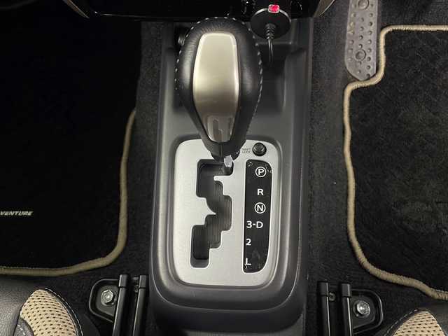 スズキ ジムニー ランドベンチャー 新潟県 2016(平28)年 7.9万km ブルーイッシュブラックパール3 4WD/社外SDナビ/(AM/FM/CD/DVD/SD/フルセグ)/バックモニター/前後ドライブレコーダー/運転席シートヒーター/ハーフレザーシート/純正16インチアルミホイール/純正アルミホイール付夏タイヤ積込/(175/80/R16/5mm)/ETC