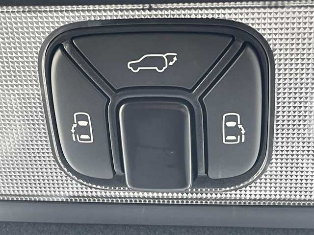 トヨタ エスティマ アエラス プレミアム 福岡県 2017(平29)年 3.4万km ホワイトパールクリスタルシャイン ワンオーナー/フリップダウンモニター/純正１０インチナビ（ＮＳＺＮ－Ｚ６６Ｔ）/フルセグTV/CD/DVD/BT/SD/PCS/LDA/両側パワースライドドア/パワーバックドア/バックカメラ/オートマチックハイビーム/ドラレコ/クルーズコントロール/ビルトインETC/パワーシート/スマートキー/プッシュスタート/AC100V/テレビキャンセラー/オットマン