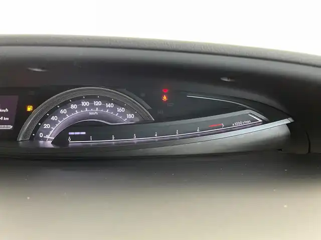 トヨタ エスティマ アエラス プレミアム 埼玉県 2017(平29)年 3.4万km ホワイトパールクリスタルシャイン ワンオーナー/フリップダウンモニター/純正１０インチナビ（ＮＳＺＮ－Ｚ６６Ｔ）/フルセグTV CD DVD BT SD/プリクラッシュセーフティ/レーンディパーチャーアラート/クルーズコントロール/両側パワースライドドア/パワーバックドア/バックカメラ/オートハイビーム/ドライブレコーダー/ビルトインETC/パワーシート/スマートキー/AC100V/オットマン