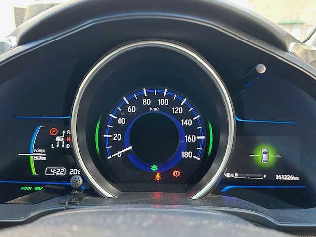 ホンダ フィット ハイブリット Fパッケージ 東京都 2013(平25)年 6.2万km アトラクトイエローパール 純正ナビ/Bluetooth/DVD再生有り/フルセグ/ビルトインETC/ステアリングスイッチ/横滑り防止装置/純正フロアマット/ドアバイザー/ワンオーナー/取扱説明書