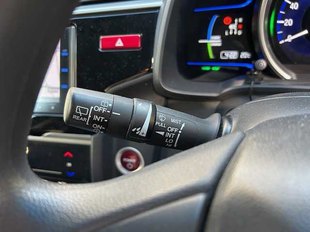 ホンダ フィット ハイブリット Fパッケージ 東京都 2013(平25)年 6.2万km アトラクトイエローパール 純正ナビ/Bluetooth/DVD再生有り/フルセグ/ビルトインETC/ステアリングスイッチ/横滑り防止装置/純正フロアマット/ドアバイザー/ワンオーナー/取扱説明書