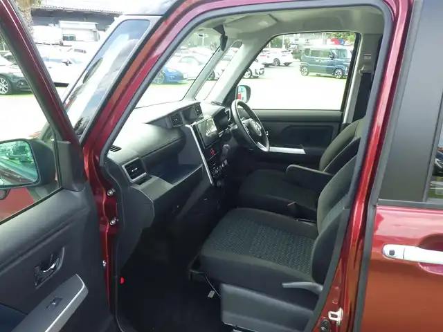 トヨタ ルーミー カスタムG－T 千葉県 2022(令4)年 3.3万km ブラックマイカメタリック/ファイアークォーツレッドメタリック スマートアシストIII/レーダークルーズコントロール/エコアイドル/両側パワースライドドア/ディスプレイオーディオ/純正地デジTV/【Bluetooth接続】/【Apple CarPlay　Android Auto対応】/バックカメラ/革巻きステアリング/ステアリングスイッチ/ETC/LEDヘッドライト/フォグライト/ウインカーミラー/コーナーセンサー/純正15インチアルミホイル/キーフリーシステム