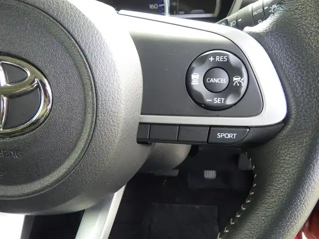 トヨタ ルーミー カスタムG－T 千葉県 2022(令4)年 3.3万km ブラックマイカメタリック/ファイアークォーツレッドメタリック スマートアシストIII/レーダークルーズコントロール/エコアイドル/両側パワースライドドア/ディスプレイオーディオ/純正地デジTV/【Bluetooth接続】/【Apple CarPlay　Android Auto対応】/バックカメラ/革巻きステアリング/ステアリングスイッチ/ETC/LEDヘッドライト/フォグライト/ウインカーミラー/コーナーセンサー/純正15インチアルミホイル/キーフリーシステム