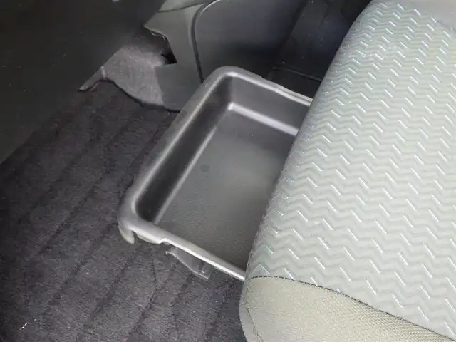 トヨタ ルーミー カスタムG－T 千葉県 2022(令4)年 3.3万km ブラックマイカメタリック/ファイアークォーツレッドメタリック スマートアシストIII/レーダークルーズコントロール/エコアイドル/両側パワースライドドア/ディスプレイオーディオ/純正地デジTV/【Bluetooth接続】/【Apple CarPlay　Android Auto対応】/バックカメラ/革巻きステアリング/ステアリングスイッチ/ETC/LEDヘッドライト/フォグライト/ウインカーミラー/コーナーセンサー/純正15インチアルミホイル/キーフリーシステム