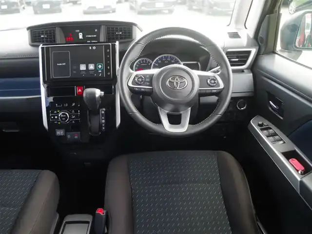 トヨタ ルーミー カスタムG－T 千葉県 2022(令4)年 3.3万km ブラックマイカメタリック/ファイアークォーツレッドメタリック スマートアシストIII/レーダークルーズコントロール/エコアイドル/両側パワースライドドア/ディスプレイオーディオ/純正地デジTV/【Bluetooth接続】/【Apple CarPlay　Android Auto対応】/バックカメラ/革巻きステアリング/ステアリングスイッチ/ETC/LEDヘッドライト/フォグライト/ウインカーミラー/コーナーセンサー/純正15インチアルミホイル/キーフリーシステム