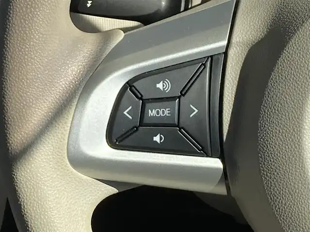 ダイハツ ムーヴ キャンバス G メイクアッフ SA Ⅱ 静岡県 2016(平28)年 8.3万km スムースグレーマイカメタリック/ファイアークォーツレッドメタリック 2トーン (株)IDOMが運営する【じしゃロン焼津店】の自社ローン専用車両になります。こちらは現金またはオートローンご利用時の価格です。自社ローンご希望の方は別途その旨お申付け下さい /社外ＳＤナビ/（フルセグＴＶ/Ｂｌｕｅｔｏｏｔｈ接続/ＣＤ/ＤＶＤ/ミュージックサーバー）/両側パワースライドドア/衝突軽減ブレーキ/バックカメラ/ＬＥＤヘッドライト/オートライト/プッシュスタート＆スマートキー