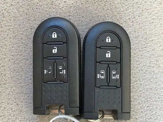 ダイハツ ムーヴ キャンバス G メイクアッフ SA Ⅱ 静岡県 2016(平28)年 8.3万km スムースグレーマイカメタリック/ファイアークォーツレッドメタリック 2トーン (株)IDOMが運営する【じしゃロン焼津店】の自社ローン専用車両になります。こちらは現金またはオートローンご利用時の価格です。自社ローンご希望の方は別途その旨お申付け下さい /社外ＳＤナビ/（フルセグＴＶ/Ｂｌｕｅｔｏｏｔｈ接続/ＣＤ/ＤＶＤ/ミュージックサーバー）/両側パワースライドドア/衝突軽減ブレーキ/バックカメラ/ＬＥＤヘッドライト/オートライト/プッシュスタート＆スマートキー