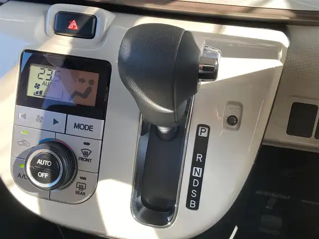 ダイハツ ムーヴ キャンバス G メイクアッフ SA Ⅱ 静岡県 2016(平28)年 8.3万km スムースグレーマイカメタリック/ファイアークォーツレッドメタリック 2トーン (株)IDOMが運営する【じしゃロン焼津店】の自社ローン専用車両になります。こちらは現金またはオートローンご利用時の価格です。自社ローンご希望の方は別途その旨お申付け下さい /社外ＳＤナビ/（フルセグＴＶ/Ｂｌｕｅｔｏｏｔｈ接続/ＣＤ/ＤＶＤ/ミュージックサーバー）/両側パワースライドドア/衝突軽減ブレーキ/バックカメラ/ＬＥＤヘッドライト/オートライト/プッシュスタート＆スマートキー