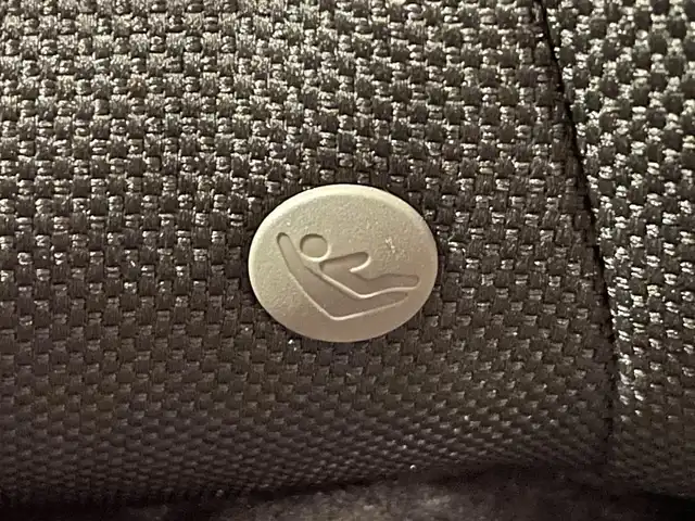 ホンダ フリード G ホンダセンシング 愛知県 2017(平29)年 7.7万km ホワイトオーキッドパール 純正ナビ【VXMー１７４VFi】/両側パワースライドドア/レーダークルーズコントロール/衝突軽減ブレーキ/車線逸脱警報/先行車発進告知/ビルトインＥＴＣ/アクセサリーソケット/ＥＣＯＮ/アイドリングストップ/ISOFIX/後席シェード/純正フロアマット