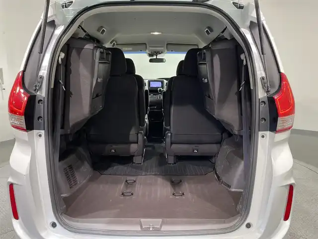 ホンダ フリード G ホンダセンシング 愛知県 2017(平29)年 7.7万km ホワイトオーキッドパール 純正ナビ【VXMー１７４VFi】/両側パワースライドドア/レーダークルーズコントロール/衝突軽減ブレーキ/車線逸脱警報/先行車発進告知/ビルトインＥＴＣ/アクセサリーソケット/ＥＣＯＮ/アイドリングストップ/ISOFIX/後席シェード/純正フロアマット