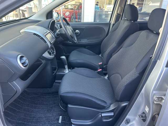 日産 ノート 15X 東京都 2009(平21)年 9万km ダイヤモンドシルバー 社外メモリナビ（AVIC-RZ201）/・TV/CD/DVD/USB/バックカメラ/盗難防止装置/電動格納ミラー/ドアバイザー/純正15インチアルミホイール/ETC/スペアキー1本