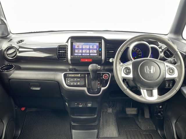 ホンダ Ｎ ＢＯＸ カスタム G ターボ Lパッケージ 愛媛県 2016(平28)年 5.7万km スマートブラック 純正SDナビ/バックカメラ/ETC/Bluetooth/フルセグTV/両側パワースライドドア/パドルシフト/純正フロアマット/純正15インチAW/ハーフレザーシート/オートHIDヘッドライト/LEDフォグランプ/スマートキー/スペアキー/アイドリングストップ/プッシュスタート/横滑り防止装置