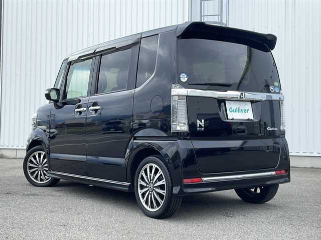 ホンダ Ｎ ＢＯＸ カスタム G ターボ Lパッケージ 愛媛県 2016(平28)年 5.7万km スマートブラック 純正SDナビ/バックカメラ/ETC/Bluetooth/フルセグTV/両側パワースライドドア/パドルシフト/純正フロアマット/純正15インチAW/ハーフレザーシート/オートHIDヘッドライト/LEDフォグランプ/スマートキー/スペアキー/アイドリングストップ/プッシュスタート/横滑り防止装置