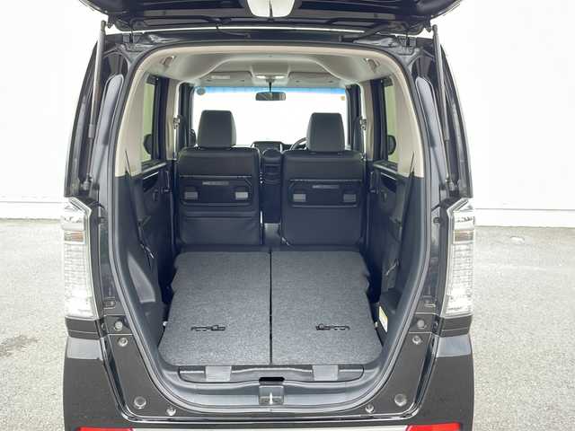 ホンダ Ｎ ＢＯＸ カスタム G ターボ Lパッケージ 愛媛県 2016(平28)年 5.7万km スマートブラック 純正SDナビ/バックカメラ/ETC/Bluetooth/フルセグTV/両側パワースライドドア/パドルシフト/純正フロアマット/純正15インチAW/ハーフレザーシート/オートHIDヘッドライト/LEDフォグランプ/スマートキー/スペアキー/アイドリングストップ/プッシュスタート/横滑り防止装置