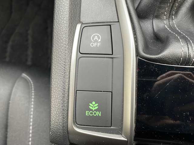 ホンダ シビック ハッチバック ホンダセンシング 山形県 2018(平30)年 7.9万km クリスタルブラックパール ・無限エアロ/・無限ステアリング/・無限シフトノブ/・無限テールレンズ/・ブリッツ車高調ZZ-R/・ブリッツマフラー/・ブリッツエアクリーナー/・HKSブローオフバルブ/・RAYS 18インチアルミ/・スロットルコントローラー/・SDナビ/CD/DVD/フルセグ/ＢＴ/・バックカメラ/・レーダークルーズコントロール/・純正アルミ（スタッドレス装着）車載