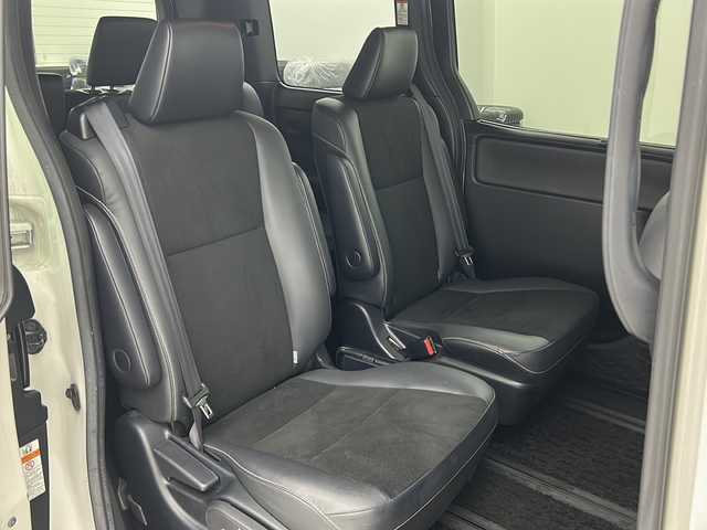 トヨタ ノア Si ダブルバイビーⅡ 宮城県 2019(平31)年 6.2万km ホワイトパールクリスタルシャイン 禁煙車/両側パワースライドドア/Toyota Safety Sense/・プリクラッシュセーフティ/・レーントレーシングアシスト/・クルーズコントロール/・オートマチックハイビーム/・パーキングサポートブレーキ/純正9型ナビ/・BT.CD.DVD.USB/フルセグTV/バックカメラ/ソナー(F.R)/ビルトインETC/ドライブレコーダー(F)/ハーフレザーシート/プッシュスタート/スマートキー×２/アイドリングストップ/LEDヘッドライト/フォグランプ/ロールサンシェード