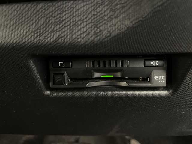 トヨタ アクア S スタイルブラック 長野県 2017(平29)年 7.9万km ライムホワイトパールクリスタルシャイン 純正SDナビ/（ワンセグTV＆CD＆SD＆BL＆AUX＆FM・AM）/バックカメラ/レーンディパーチャーアラート/衝突被害軽減システム/ETC/ステアリングスイッチ/シートヒーター（前席）/純正フロアマット/ドアバイザー/ナノイー/純正ホイールキャップ/電動格納ミラー/ウィンカーミラー/スマートキー/スペアキー１本/取扱説明書