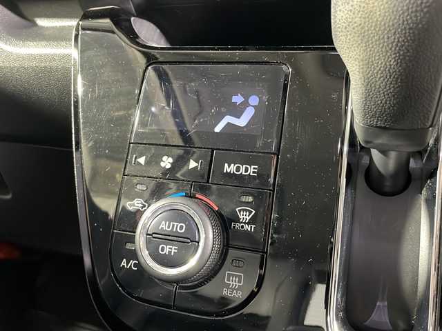 ダイハツ キャスト スタイル GプライムコレSAⅢ 福岡県 2018(平30)年 5.9万km ファイアークォーツレッドM 社外SDナビ/フルセグ/バックカメラ/前ドラレコ/ETC/シートヒーターD/N/コーナーセンサー（後ろ）/純正アルミAW15インチ/アイドリングストップ/横滑り防止装置/衝突被害軽減システム/オートライト/社外フロアマット