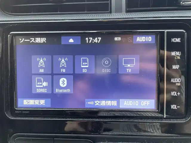 トヨタ アクア クロスオーバー グラム 愛知県 2019(平31)年 5.3万km ブラックマイカ ワンオーナー/純正SDナビ/フルセグTV・Bluetooth・CD・DVD・SD/バックカメラ/ハーフレザーシート/ビルトインETC/純正16インチAW/プリクラッシュセーフティ/レーンディーパーチャーアラート/オートマチックハイビーム/パーキングサポートブレーキ/クリアランスソナー/先行車発進お知らせ/純正ドライブレコーダー/ステアリングリモコン/スマートキー/プッシュスタート/保証書/取扱説明書