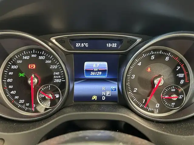 メルセデス・ベンツ ＣＬＡ２２０ 岡山県 2018(平30)年 3.7万km カバンサイトブルー 純正ナビ/Ｒカメラ/Ｂｌｕｅｔｏｏｔｈ/ＥＳＰ/パノラマガラスサンルーフ/アクティブブレーキASST/フルセグＴＶ/アテンションＡＳＳＴ/ブラインドスポットASST/アンビエントライト（１２色）/レーンキープASST/LEDヘッドライト/本革シート/ヒートシーター/パワーシート/ドラレコ/ダイナミックセレクト/アイドリングストップ/２ゾーンAAC/アクティブクルーズコントロール/オートワイパー/オートライト