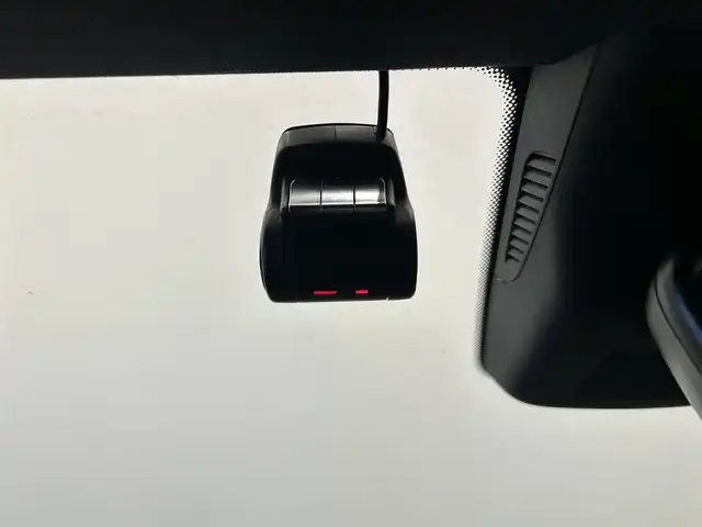 メルセデス・ベンツ ＣＬＡ２２０ 岡山県 2018(平30)年 3.7万km カバンサイトブルー 純正ナビ/Ｒカメラ/Ｂｌｕｅｔｏｏｔｈ/ＥＳＰ/パノラマガラスサンルーフ/アクティブブレーキASST/フルセグＴＶ/アテンションＡＳＳＴ/ブラインドスポットASST/アンビエントライト（１２色）/レーンキープASST/LEDヘッドライト/本革シート/ヒートシーター/パワーシート/ドラレコ/ダイナミックセレクト/アイドリングストップ/２ゾーンAAC/アクティブクルーズコントロール/オートワイパー/オートライト