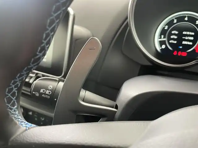 アルピーヌ ルノー アルピーヌ A110 GT 愛知県 2023(令5)年 0.5万km 青 Ａ１１０ＧＴ　/ブルーポンカラー限定１１０台　/7インチマルチファンクションタッチスクリーン/DOP　パナソニックナビゲーション/（Ａｐｐｌｅ　ＣａｒＰｌａｙ）/（Ａｎｄｒｏｉｄ　Ａｕｔｏ　）/ブルーステッチ入りブラックレザーシート/（リクライニング/リフター付き）/シートヒーター/ビルトＥＴＣ　/ゴールドキャリパー　/ＦＯＣＡＬサウンド　/アロイホイール　GRAND　PRIX/205/40/ZR18前輪/235/40/ZR18後輪/EBD（電子制御制動配分システム）付ABS/EBA（緊急時ブレーキアシスト）/パーキングセンサー（フロント・リア）＋リアカメラ/SPORTボタン（ノーマル/スポーツ/トラックモード）/クルーズコントロール/アルミ製パドルシフト